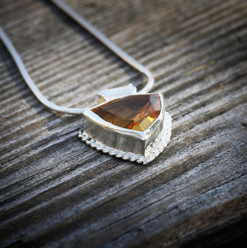 Citrine Gemstone Necklace , November Birth Stone Necklace, Silver Pendant Necklaces for Women, Triangle Pendant Necklace.